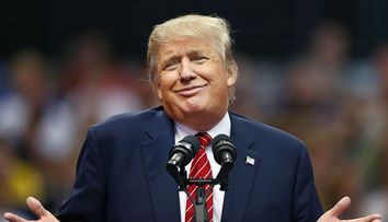 Donald Trump vrea să-și lanseze propria platformă de socializare, după ce i-au fost blocate mai multe conturi pe internet