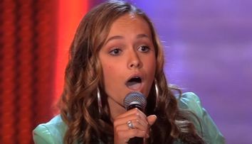 Poate fi sosia Christinei Aguilera! A mers la The Voice Kids si i-a luat 5 secunde sa ii faca pe jurati sa se intoarca