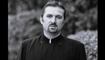 Părintele Adrian Constantin Frunză a murit în urma unui tragic accident. Anunțul decesului