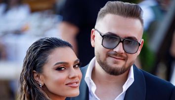 De ce divorțează fiica lui Adrian Minune, Karmen, de Bogdan Căplescu, bărbatul cu care are un copil. Motivul care i-ar fi adus în acest punct