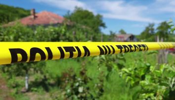 Tragedie în Cluj! O familie întreagă a fost găsită moartă lângă piscina din curtea casei. Ce au descoperit anchetatorii