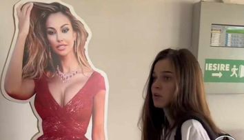 Theo Rose: “Deprimant să dai cu ochii de Mădălina Ghenea în fiecare dimineață!”