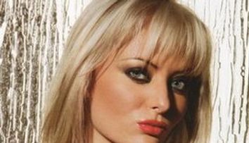 Delia si testul de sarcina pozitiv, la Happy Hour!