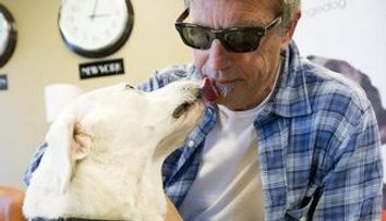Kevin Costner, mare iubitor de animale!
