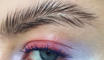 Cel mai nou trend in materie de beauty. Ce sunt si cum arata sprancenele pana