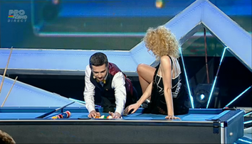 Mr. Perfect isi merita numele din plin! Primul numar care a reusit sa ridice sala si juriul in picioare: VIDEO