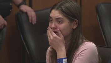 Mackenzie Shirilla, care a primit două condamnări la închisoare pe viață, selfie din spatele gratiilor! Mulți spun că și-ar fi injectat și acid hialuronic în buze