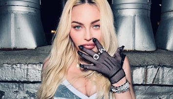 Madonna a sărbătorit 67 de ani cu o petrecere regală, fără pantaloni, doar în corset și cu tort Labubu de la iubitul de 28 de ani! Cât de spectaculos arată tortul
