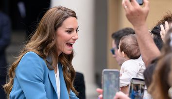 Kate Middleton, reacție virală după ce a văzut un bebeluș în mulțime! Momentul adorabil care i-a făcut pe fani să glumească pe seama prințului William