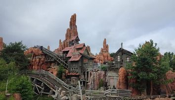 Vacanță de poveste la Disneyland Paris, pentru 18 copii cu diagnostice oncologice și alte afecțiuni grave