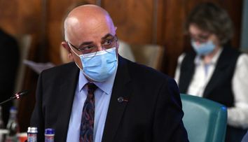 Arafat, după creșterea numărului persoanelor care au coronavirus: „Soluția: revenirea la starea de urgență”