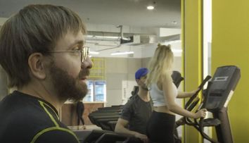 CE NU S-A VĂZUT LA TV. Alexandru Lascăr (Stay Fit Gym), o zi sub acoperire în sala de fitness