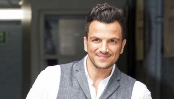 Iti mai amintesti de Peter Andre? Ce mai face cantaretul care a facut furori cu piesa 