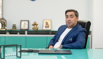Gigel Păuneț, patronul unuia dintre cele mai mari lanțuri de shaormerii din România, intră sub acoperire în această seară: „Am un sentiment de mândrie, mă bucur de ce am putut să realizez, ținând cont de unde am plecat”
