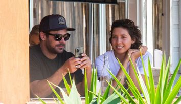 Zac Efron e singur din nou, după ce s-a despărțit de iubita de pandemie Vanessa Valladares