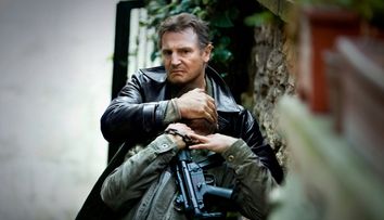 Transformarea incredibila pe care a suferit-o Liam Neeson pentru rolul care ii poate aduce o nominalizare la Oscar. Ce a facut actorul