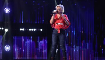 Românii au talent 2021: Georgeta Ionescu a ajuns la sufletele juraților cu o interpretare emoționantă