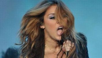 Miley Cyrus, dorita de cei de la “Playboy” FOTO