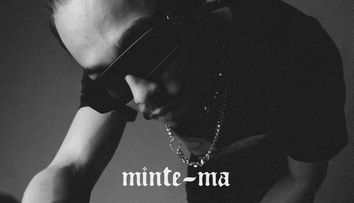 Juno lansează „Minte-mă”, cântată alaturi de sora lui mai mică, Ana Maria Stancu