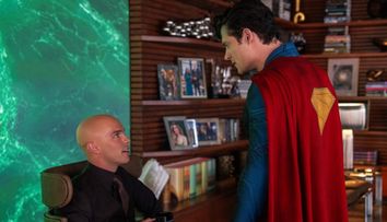 Superman aterizează de astăzi în toate cinematografele din țară