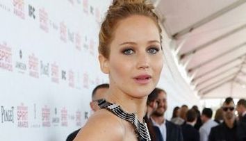 Jennifer Lawrence, transformata de Photoshop in noua campanie pentru Dior: cum arata fara machiaj cea mai iubita actrita din SUA