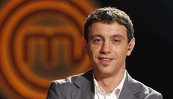 Cel mai dur dintre juratii de la MasterChef, intr-o ipostaza TOTAL NEOBISNUITA! <span style=