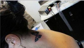 Vanessa Hudgens a postat pe Twitter imaginea cu primul ei tatuaj