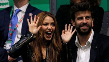 Shakira, foarte apropiată de un bărbat! Cum a fost surprinsă în vacanță