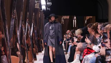Romanian Fashion Week își extinde scena la București, după 25 de ani de la prima ediție. Irina Schrotter: „Capitala devine completarea firească a poveștii începute și păstrate la Iași”