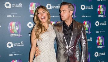 Robbie Williams și soția lui, Ayda Field, au plăcerea „bolnavă” de a urina în piscinele prietenilor