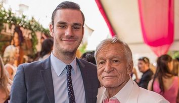 Fiul cel mic al lui Hugh Hefner va fi tată. Cum arată Cooper Hefner și soția lui
