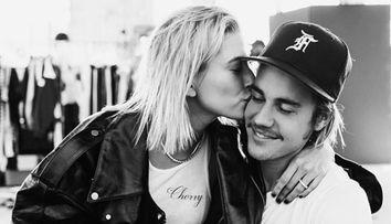 Toata lumea este cu ochii pe mama lui Justin Bieber. Logodna fiului ei a facut-o sa reactioneze