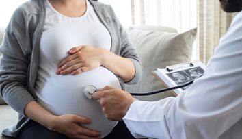 Cazul care a șocat lumea! O tânără a rămas însărcinată în timp ce era deja gravidă! Cum a fost posibil acest lucru: „A fost o sperietură uriașă”