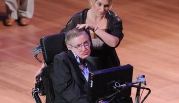 Stephen Hawking: 