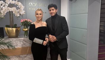 Anamaria Prodan, urare specială din partea lui Ronald Gavril, cu ocazia zilei sale de naștere. Impresara a strălucit în ziua în care a împlinit 52 de ani: „Cel mai bun om de pe pământ”