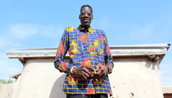Un bărbat din Ghana nu se oprește din crescut. Cât a ajuns să măsoare la vârsta de 29 de ani