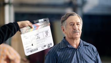 Încep filmările pentru un nou sezon TĂTUȚU’! Anghel Damian: „Serialul e mai mult decât o poveste despre lumea interlopă. E o poveste despre oameni care vor să scape de trecut, dar nu pot, despre vinovăție, putere și iubire”