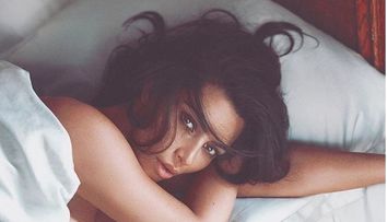 Kim Kardashian, spectacol pe Instagram in ipostaze sexy