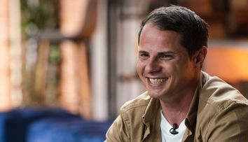 Emilian de la “Căsătoriți pe nevăzute”, din nou într-o relație. Cum arată femeia care l-a cucerit