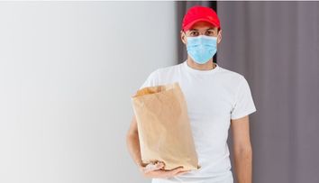 Cum te asiguri că mâncarea comandată la domiciliu nu te expune infecției cu coronavirus? Ce măsuri de siguranță poți lua