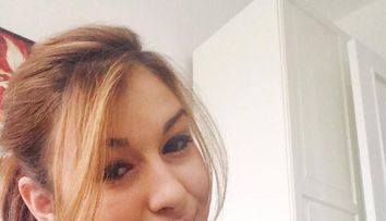Alina Eremia si-a schimbat look-ul odata cu venirea primaverii. Cum arata acum artista, cu parul mult mai deschis la culoare