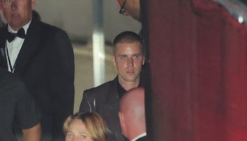 Justin Bieber și Usher, fostul lui mentor, s-au bătut cu pumnii la petrecerea de după Oscaruri! ”S-a apropiat furios...”