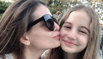 Irinuca a ajuns pe masa de operație din cauza unei infecții serioase: „Monica mi-a comunicat prin telefon că Irina...”