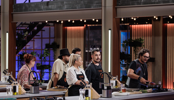 Chef Florin Dumitrescu intră în bucătărie și gătește friptura perfectă în 8 de minute! ”Știți de la cine am învățat chestia asta? De la Bontea”