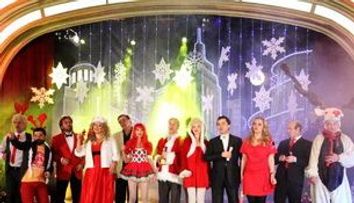 In ”Land of Jokes” s-a sarbatorit Craciunu! FOTO