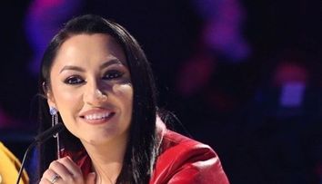 Andra, superbă în vacanță! Cum a fost fotografiată în apa mării alături de familie
