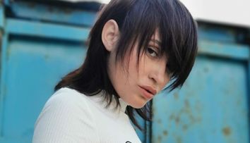 Cum arăta Irina Rimes pe vremea când își spunea Irina Remesh și IRRA