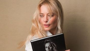 Laura Cosoi și-a lansat o nouă carte 