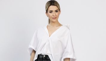 Andra Marinescu, fascinată de serialul „Tătuțu”. Arhitecta de la „Visuri la cheie” oferă propria sa recenzie după ce a început să-l urmărească pe VOYO