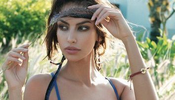 Madalina Ghenea are un nou iubit, fost coleg cu Gerard Butler in filmul 